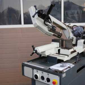 Piła przecinarka taśmowa Huvema Holandia 300 M/S